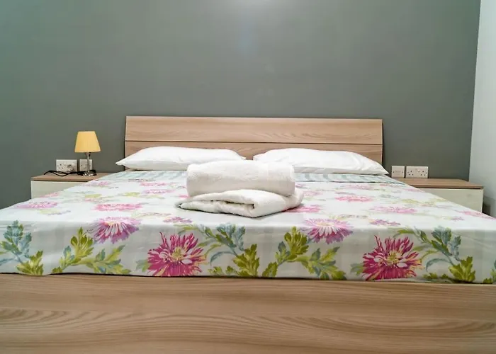 Cozy Seafront By Balluta Bay Appartement