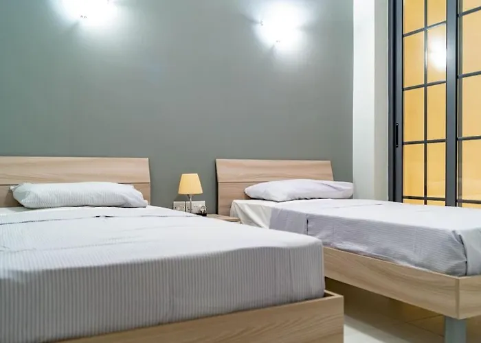 Cozy Seafront By Balluta Bay * Sliema