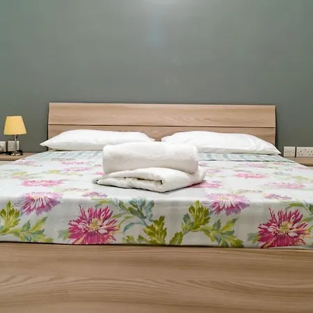 Cozy Seafront By Balluta Bay דירה